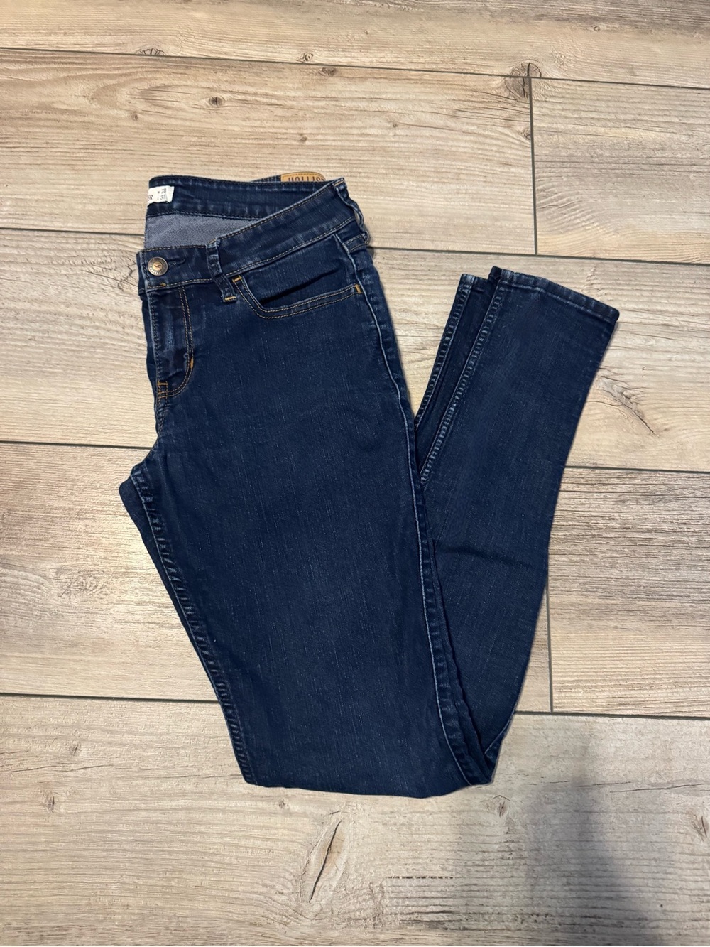Hollister Dark Indigo Women's Skinny Jeans